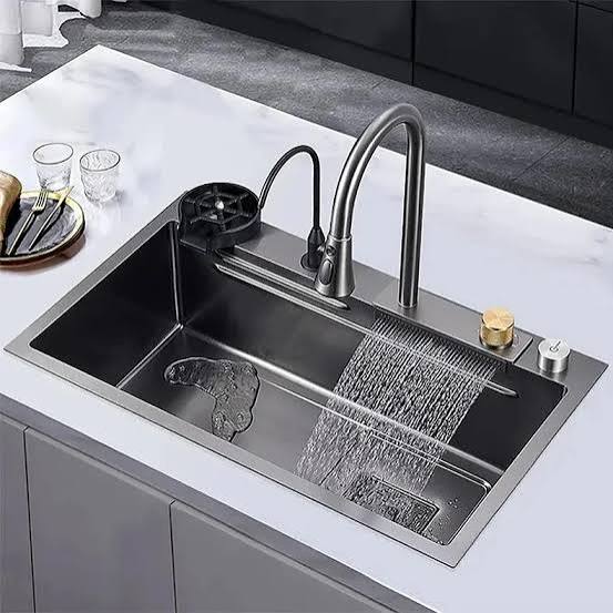 Stainless steel kitchen sink